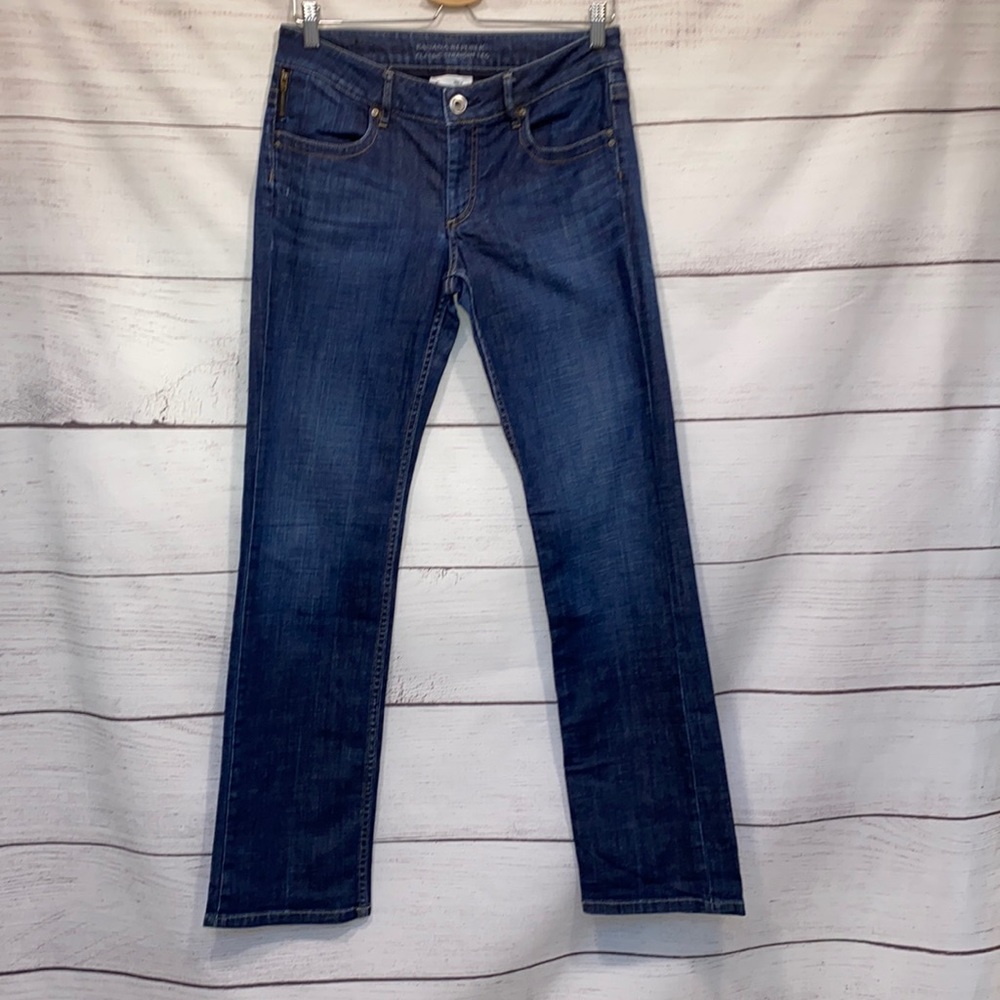 women’s classic straight leg Banana Republic medium dark denim jeans size 6